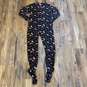 Hello Kitty Sanrio Black and Pink 2011 Onesie Footsie Pajamas